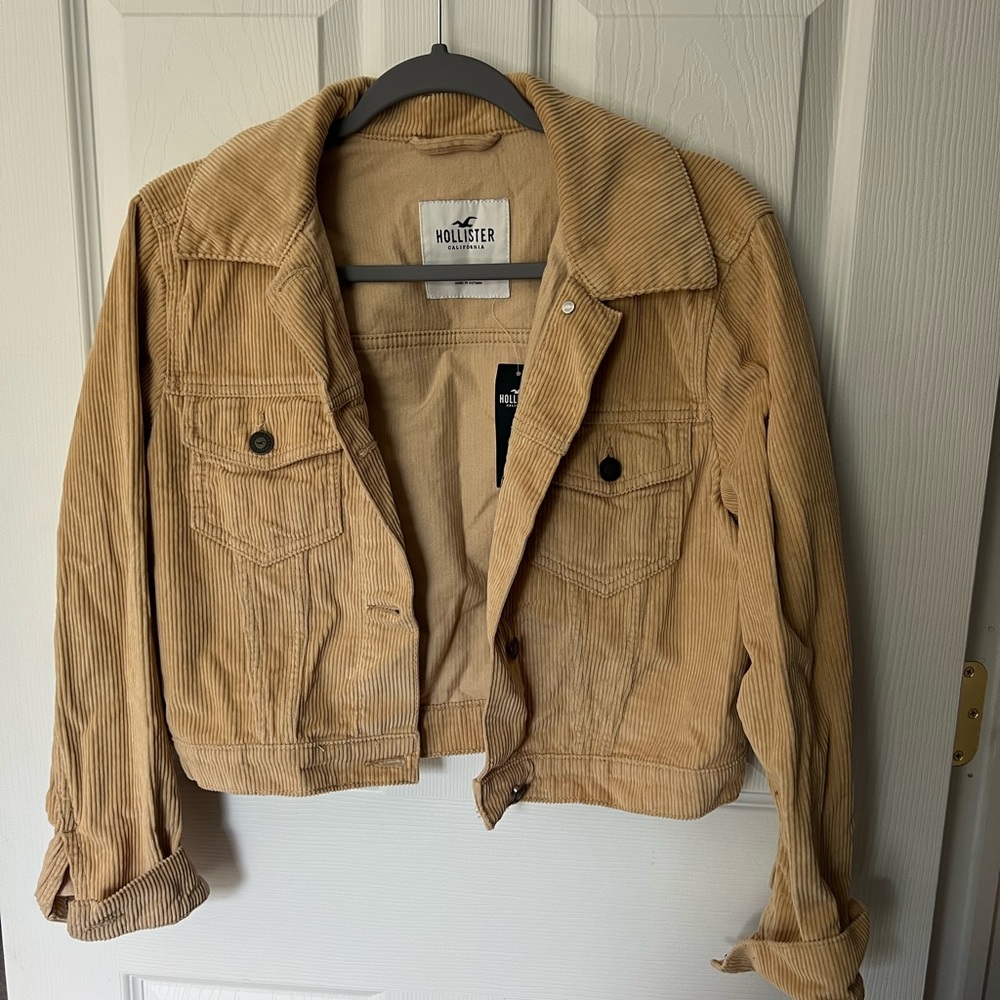 Hollister cropped corduroy jacket